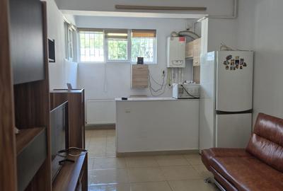 Apartament cu 2 camere semidecomandat în Central