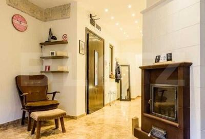 Apartament cu 3 camere decomandat, mobilat în Ultracentral