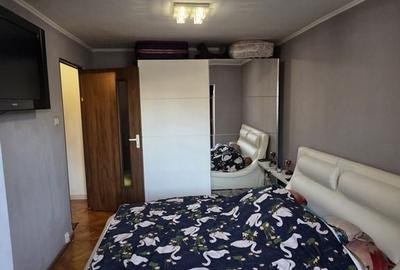 Apartament cu 3 camere în Micro 16 - 11