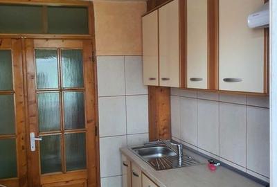 Apartament cu 2 camere decomandat în Tolstoi