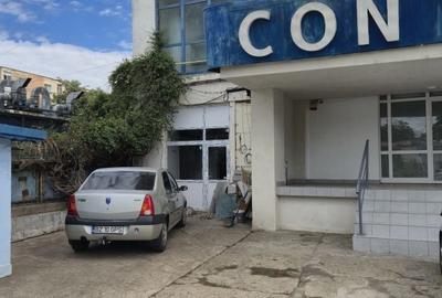 Spațiu comercial, de 30 mp, în Contactoare
