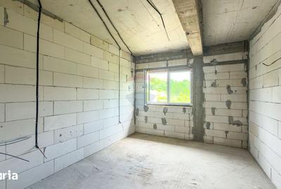 Casă cu 4 camere cu Teren 1007 Mp în Alexandru I. Cuza