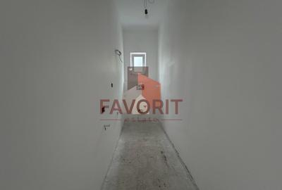 Duplex cu 3 camere cu Canalizare în Utvin - 8