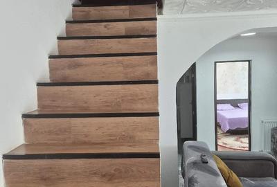 Casă cu 5 camere cu Teren 500 Mp în Central