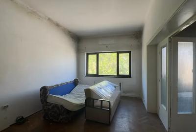 Casă cu 12 camere cu Canalizare în Dacia - 14