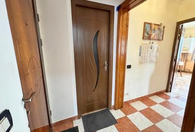 Apartament cu 2 camere decomandat în Republicii - 6