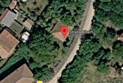 Casă cu Teren 800 Mp în Central