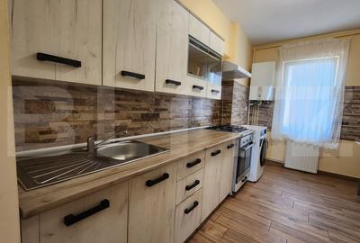 Apartament cu 3 camere decomandat, mobilat în 7 Noiembrie