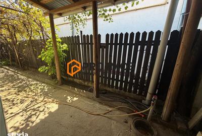Casă cu 3 camere decomandat cu Teren 200 Mp în Mihai Viteazu