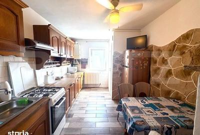 Apartament cu 3 camere decomandat în Între Lacuri - 1