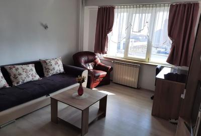 Apartament cu 2 camere decomandat în Nufărul