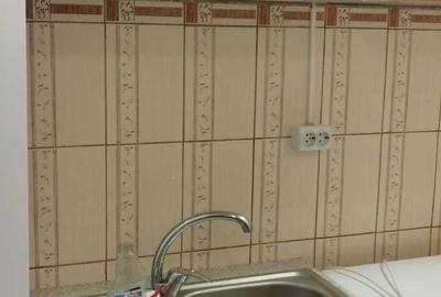 Garsonieră decomandată în Central - 7