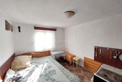 Casă cu 6 camere cu Teren 465 Mp în Cochirleanca - 2