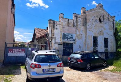 Casă cu 4 camere în Central - 2