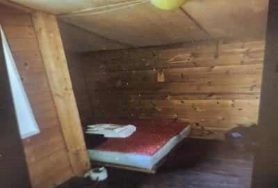 Casă cu 3 camere cu Teren 350 Mp în 23 August
