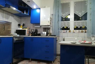 Apartament cu 3 camere decomandat în Central - 8
