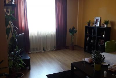 Apartament cu 5 camere semidecomandat, mobilat în Central - 2