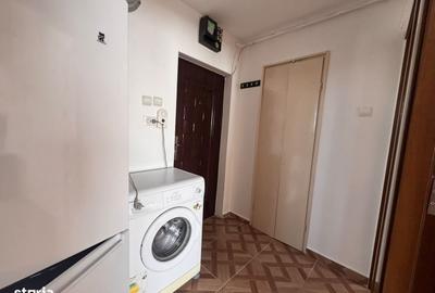 Garsonieră decomandată în Găvana