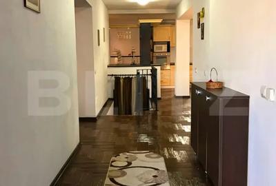Casă cu 8 camere cu Teren 1038 Mp în Central - 10