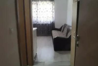 Garsonieră decomandată în Central - 1