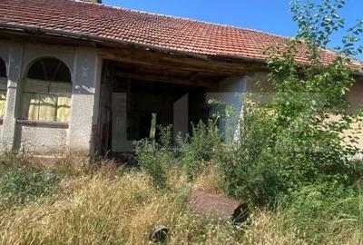 Teren de 7000 mp, în Chevereșu Mare - 3