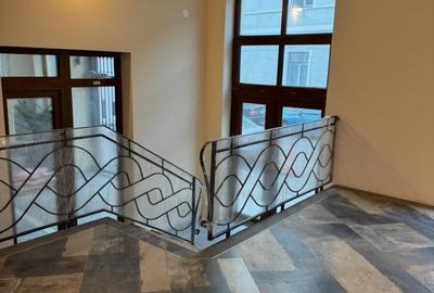 Spațiu comercial, de 270 mp, în Central