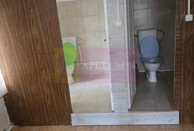 Casă cu 13 camere cu Canalizare în Central - 5
