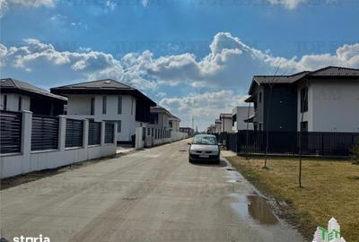 Teren de 1042 mp, în Tunari