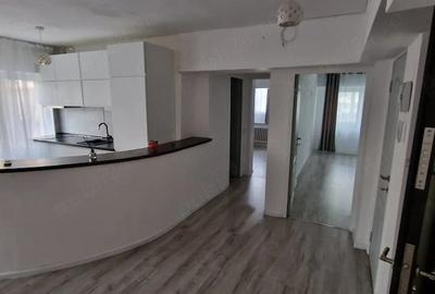 Apartament cu 3 camere decomandat în Bucur Obor - 1