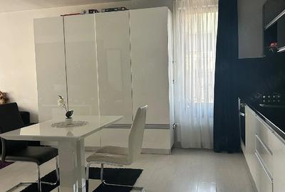 Apartament cu 2 camere decomandat în Central - 8