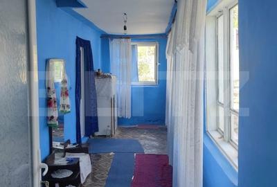 Casă cu 3 camere cu Teren 1700 Mp în Pleșoi