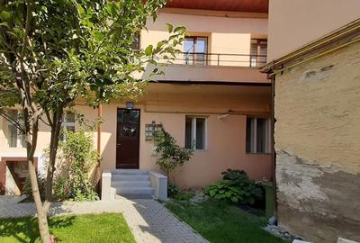 Apartament cu 3 camere semidecomandat în Centrul Istoric - 10