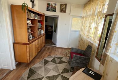 Casă cu 3 camere în Central
