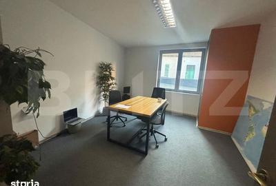 Spațiu comercial, de 332.26 mp, în Gruia - 6