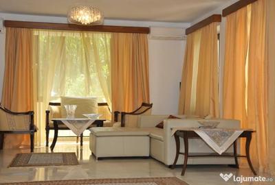 Casă cu 9 camere cu Teren 900 Mp în Central - 6