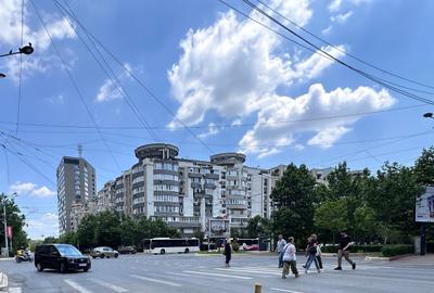 Spațiu comercial, de 115 mp, în P-ța Unirii - 1