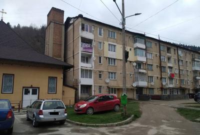 Apartament cu 3 camere decomandat în Dodeni - 3