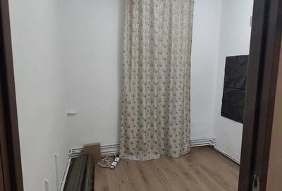 Apartament cu 2 camere decomandat în Medicină