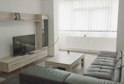 Apartament cu 2 camere semidecomandat în Giurgiului