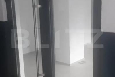 Spațiu comercial, de 148 mp, în Central - 11
