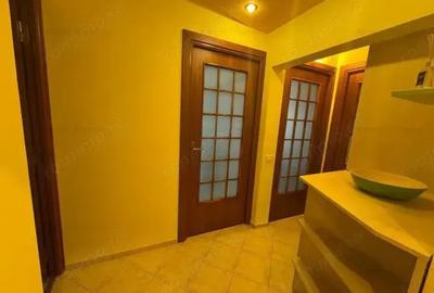 Apartament cu 3 camere decomandat în Decebal - 15