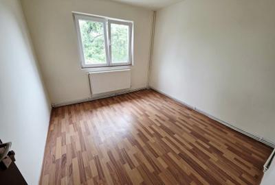 Apartament cu 2 camere în Mircea cel Bătrân