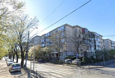 Apartament cu 2 camere decomandat în Militari