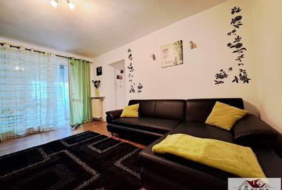Apartament cu 4 camere semidecomandat, mobilat în Cugir - 2