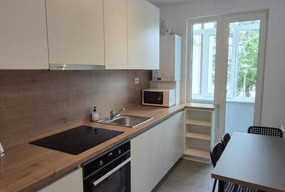 Apartament cu 3 camere decomandat în Central - 2
