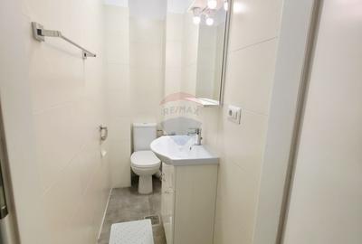 Apartament cu 3 camere în Piatra - 2