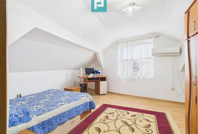 Casă individuală cu 5 camere cu Canalizare în Central - 23