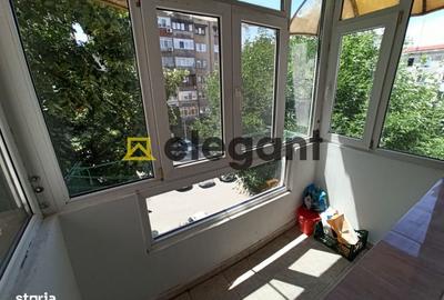 Apartament cu 3 camere semidecomandat, mobilat în Craiovița Nouă