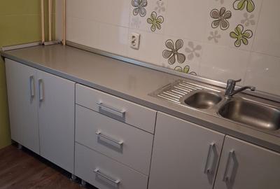 Apartament cu 3 camere decomandat în Central - 2