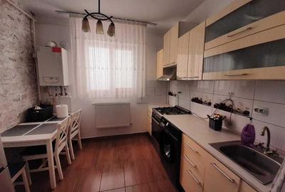 Apartament cu 2 camere decomandat în Ipotești - 2